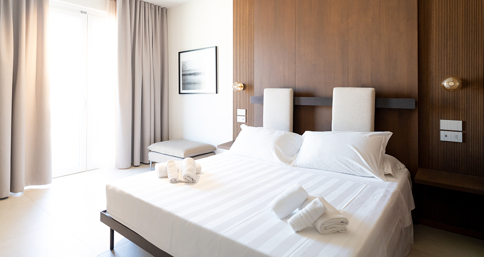 Deluxe King Suite
